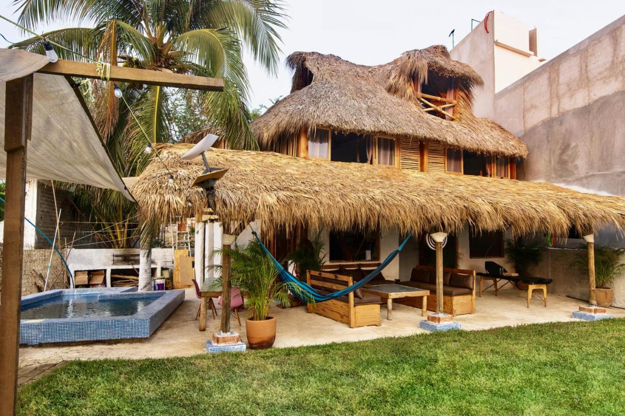 Emuna Guest House Puerto Escondido  Eksteriør billede